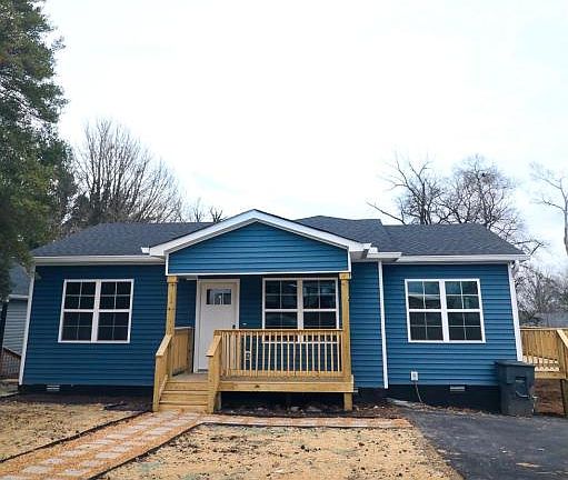 2nd image of 516 E Main St