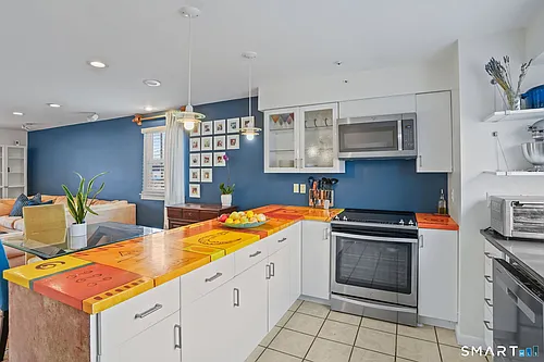 130 Myrtle Ave #A Photo 1 130 Myrtle Ave #A Photo 1