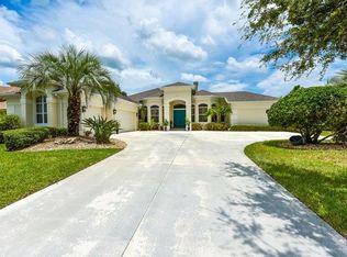 11906 Woodland Ter, Parrish, FL 34219