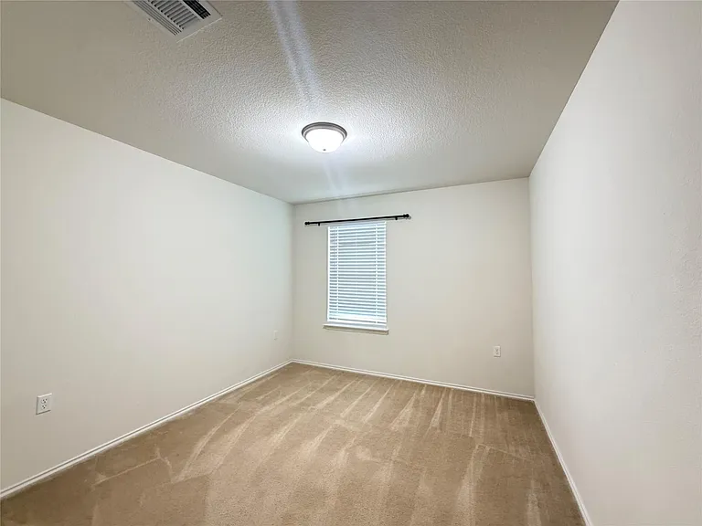 11704 Monterosso Dr — Photo 9