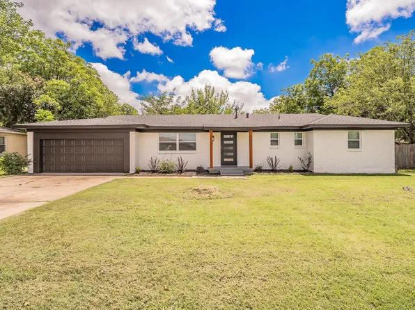 828 Glenda Dr, Bedford, TX 76022