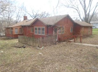 210 Campbell Dr, Liberty, MO 64068