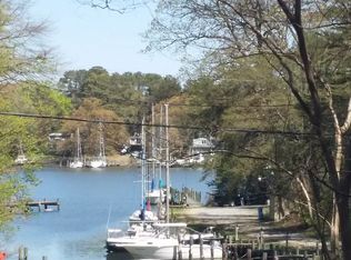 410 Edgewater Rd, Pasadena, MD 21122