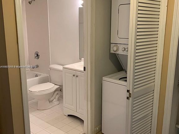 4th image of 22831 SW 88th Pl Unit 106