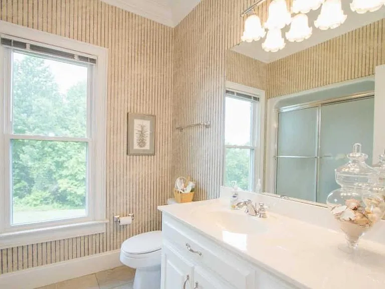 144 Parkside Dr — Photo 30