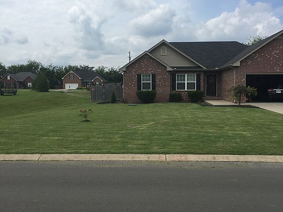 2nd image of 820 Laramie Ct