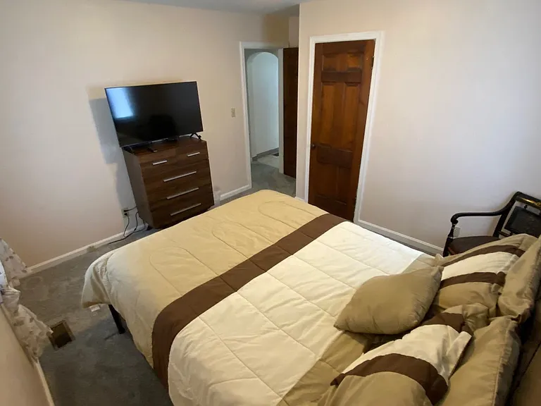 4185 Crystal View Ct — Photo 9