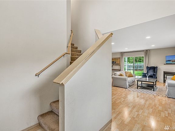 5th image of 5005 106th St NE