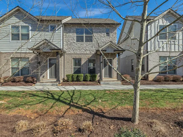 555 Gresham Ln #2D, Murfreesboro, TN 37128