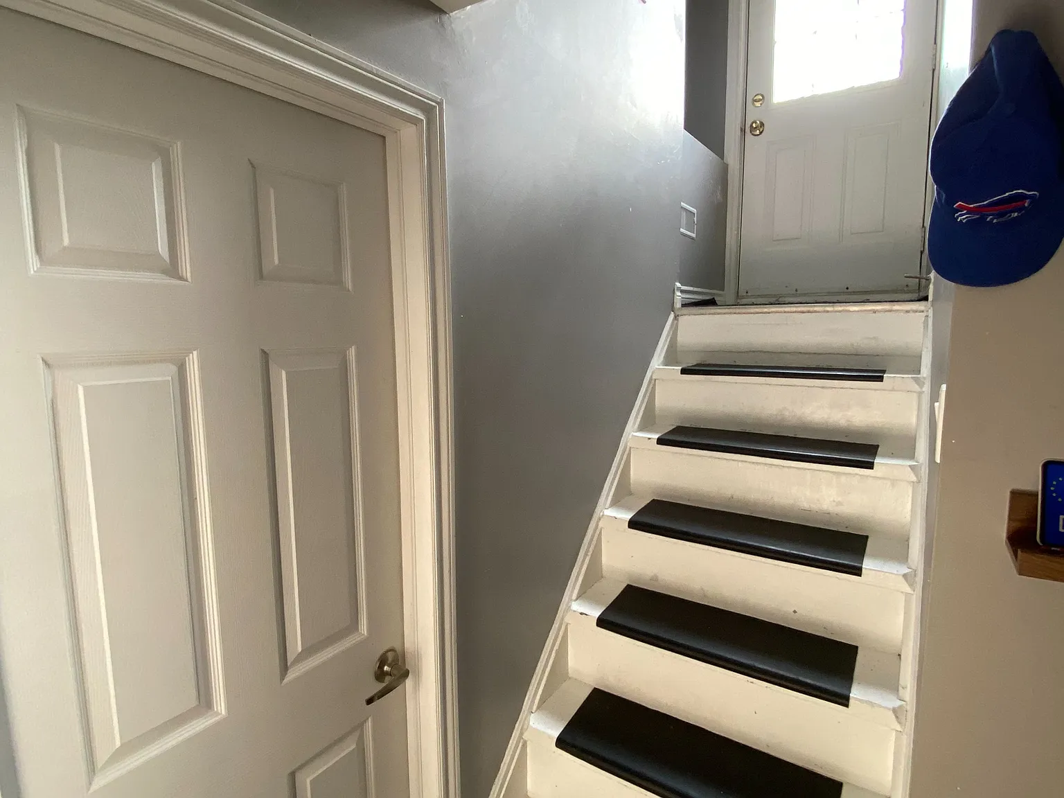 2 bed, $1,600 — Photo 2