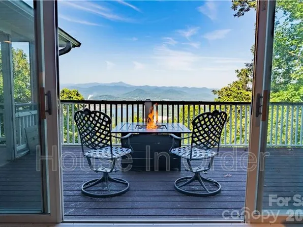 40 Crestwood Dr, Arden, NC 28704