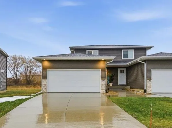 4212 Mourning Dove Dr, Waterloo, IA 50702