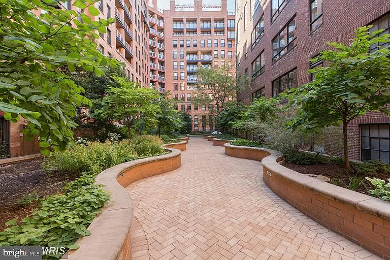 631 D St NW #330 — Photo 26