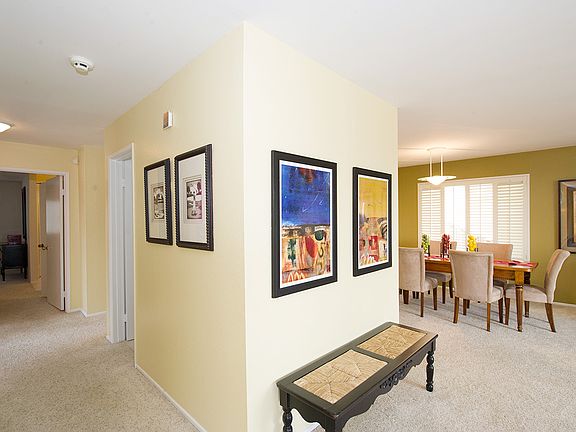 2nd image of 168 Valleyview Way
