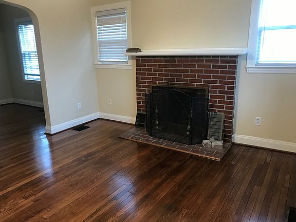 Living room with fireplace