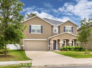 318 Auburn Oaks Rd E, Jacksonville, FL 32218