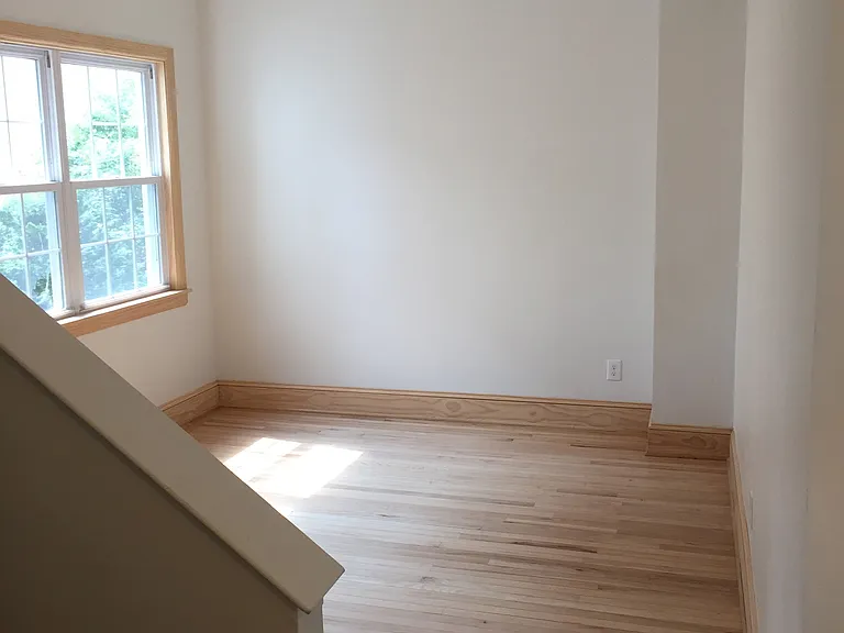 810 South St #2R — Photo 2