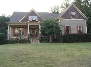 83 Beaconsfield Dr, Sharpsburg, GA 30277