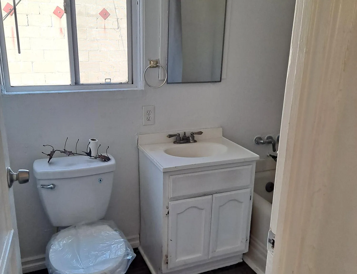 1 bed, $1,760 — Photo 4