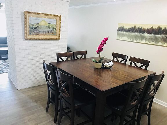 4th image of 6155 Douglas Manor Ct