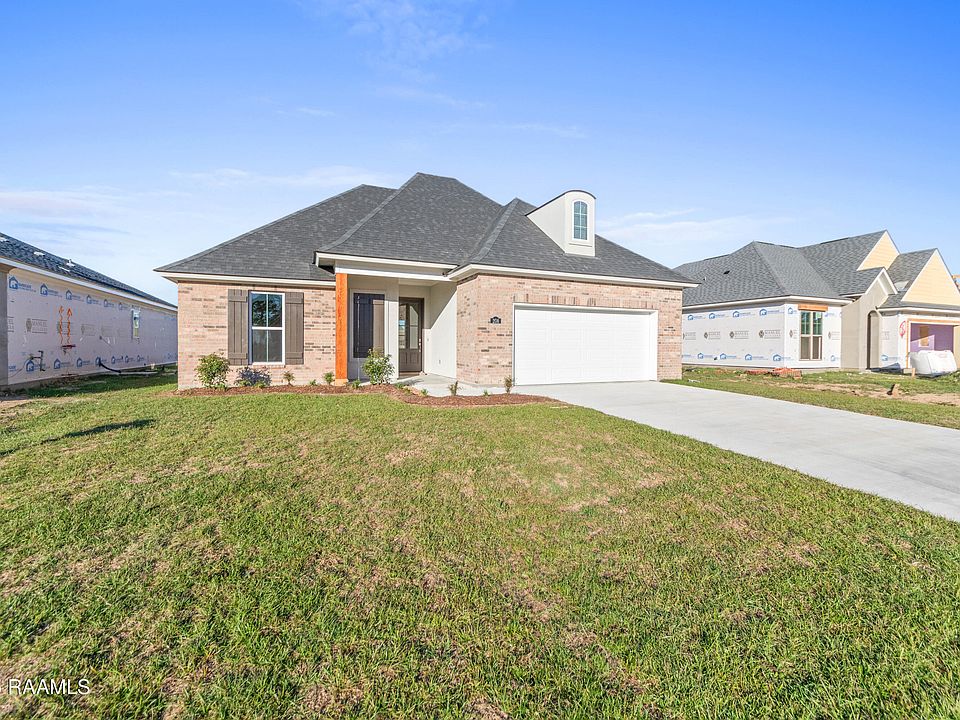 1st image of 208 Central Village Way