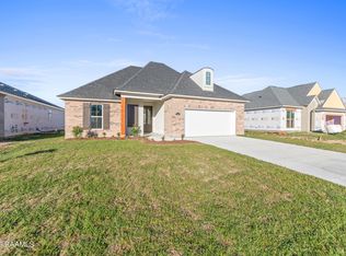 208 Central Village Way, Youngsville, LA 70592