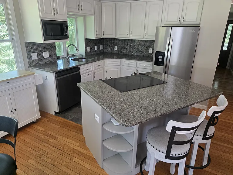 35 Nonantum Rd — Photo 52