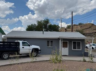 621 N 3rd St, Gallup, NM 87301
