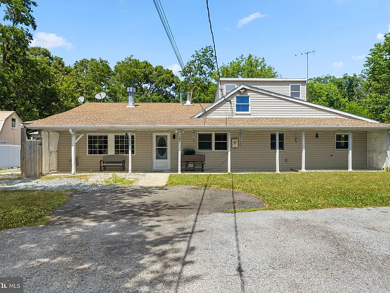 8304 Dangerfield Pl — Photo 1