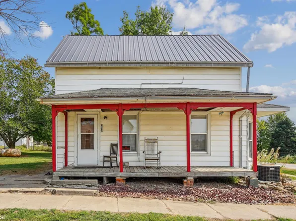 200 Lockwood St, Guernsey, IA 52221