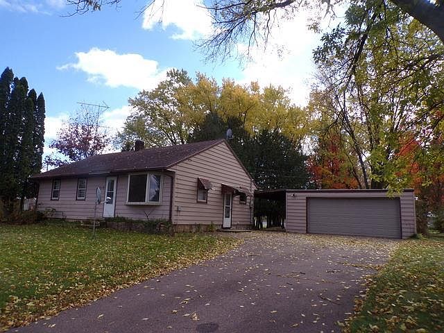 1st image of 210 East 15TH STREET