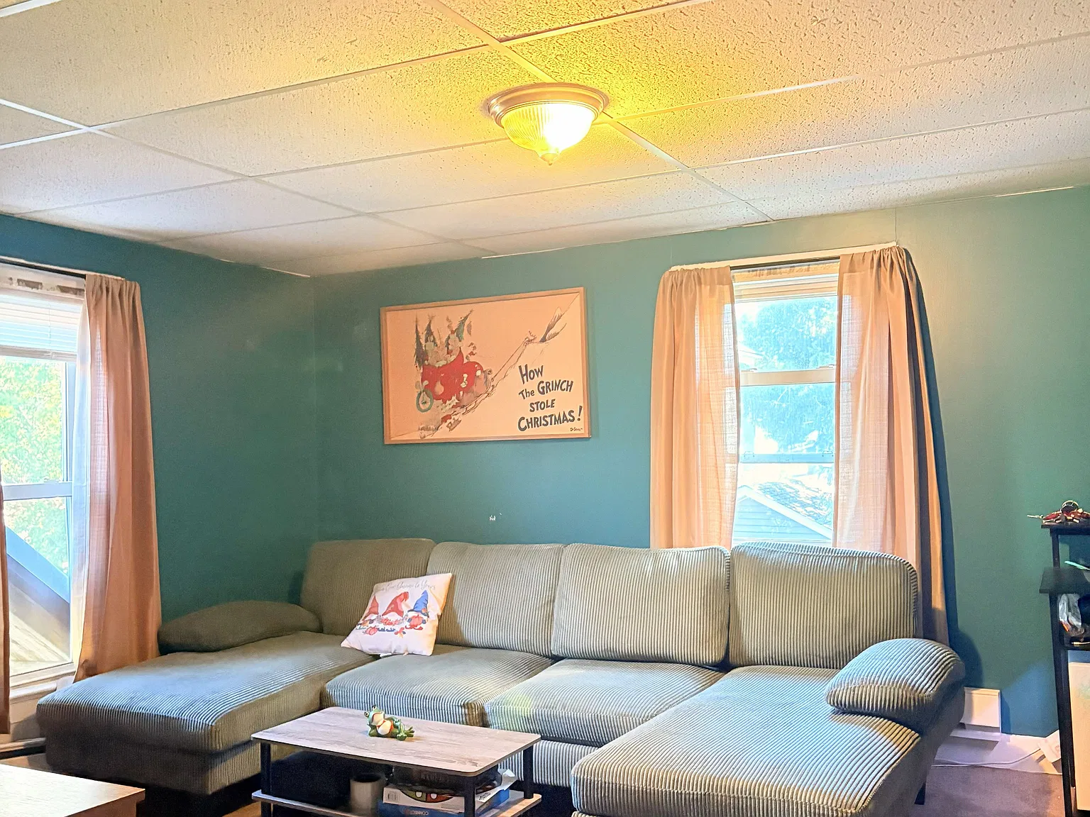 2 bed, 1.0 bath, 800 sqft, $1,050 — Photo 3
