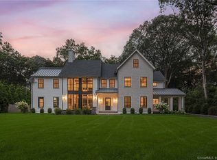 23 Peterick Ln, Darien, CT 06820
