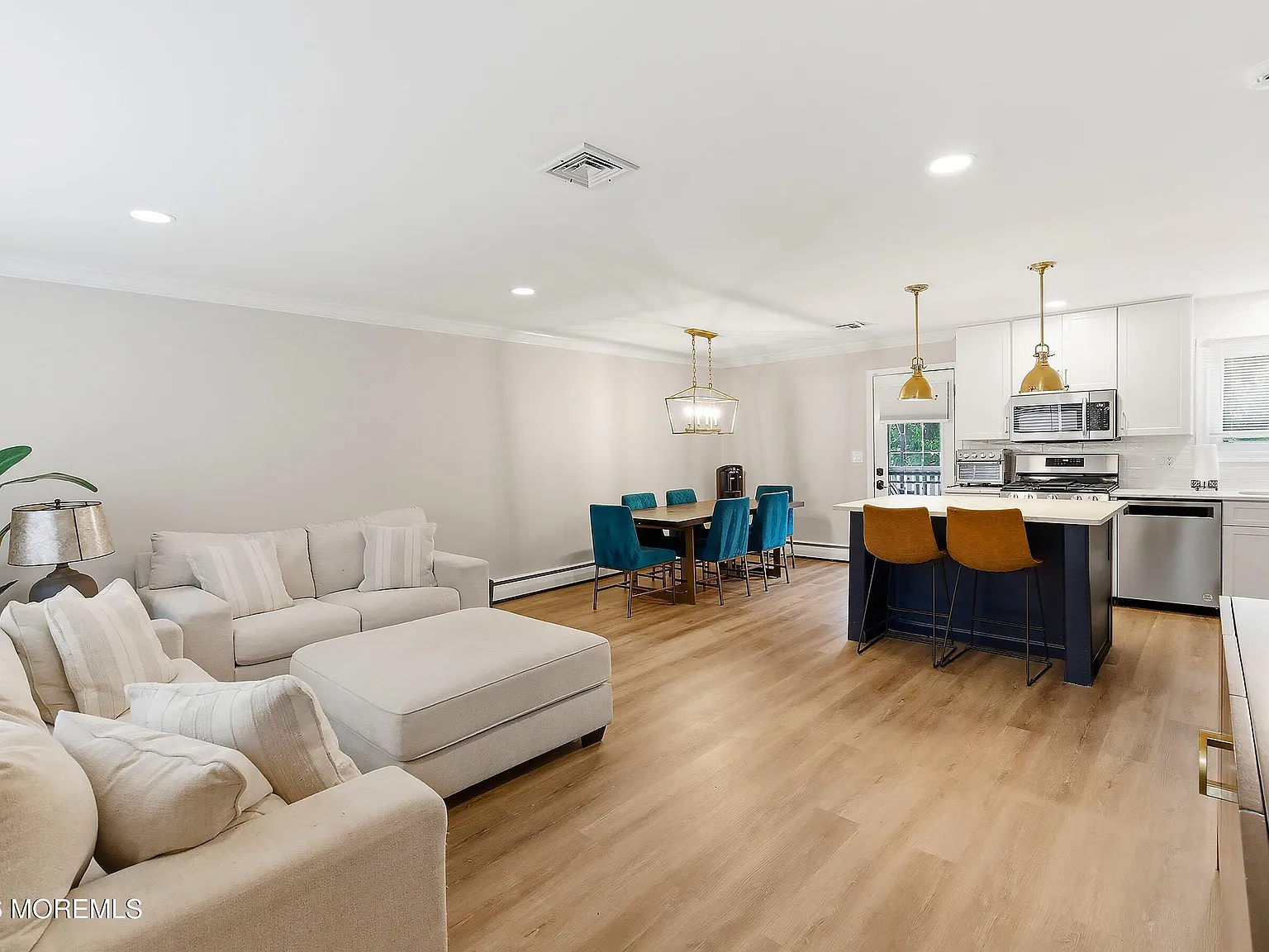 3 bed, 1626 sqft, $4,800 — Photo 3
