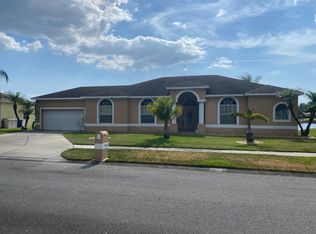11002 Lynn Lake Cir, Tampa, FL 33625
