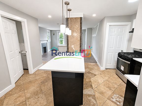 5th image of 102 Brookdale Ave #1A