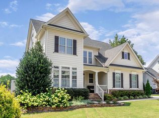 1932 Combine Cir, Apex, NC 27502