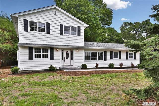 1st image of 7 Village Ln