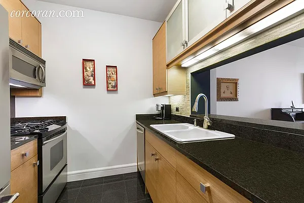 Sold by Corcoran | media 4