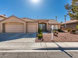 971 Cedarcliff Ave, Las Vegas, NV 89123