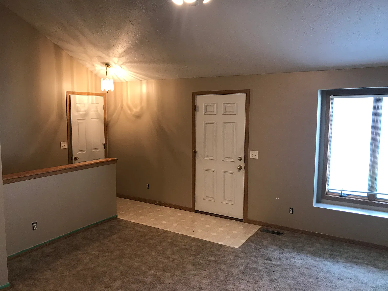 2136 E Dodge Street — Photo 2