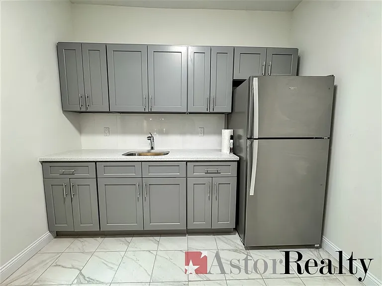 36-01 31st Ave #4 — Photo 9