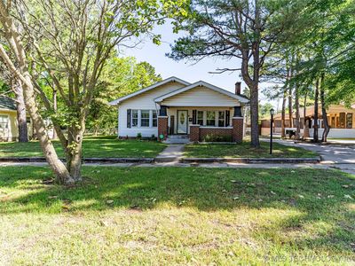 411 E 6th Ave, Bristow, OK, 74010