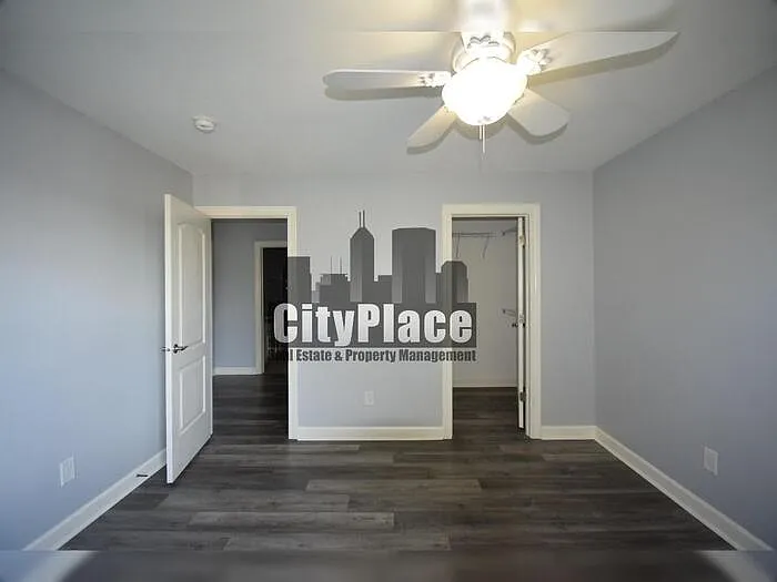 4440 Valley Trace Dr — Photo 21