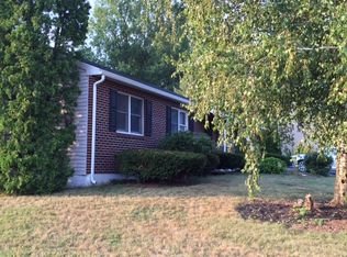 101 Nicol Dr, Reading, PA 19606