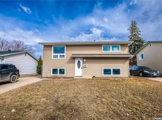 1374 Manitou Cres, Moose Jaw, SK S6H7C5