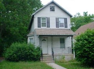 215 Vine St, Roselle, NJ 07203