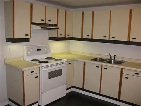 2 bed, 1.0 bath, $1,200 — Photo 3