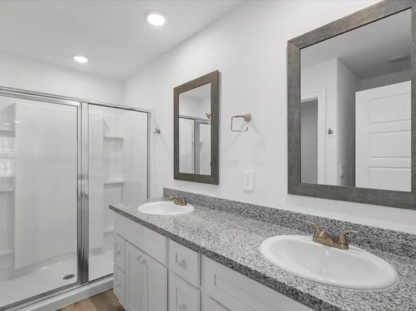 3670 Olivia Dr, Ocean Springs, MS 39564