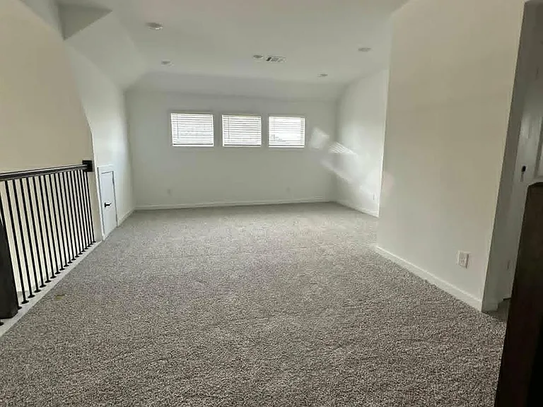 3316 Woodrose Orchard Dr — Photo 6